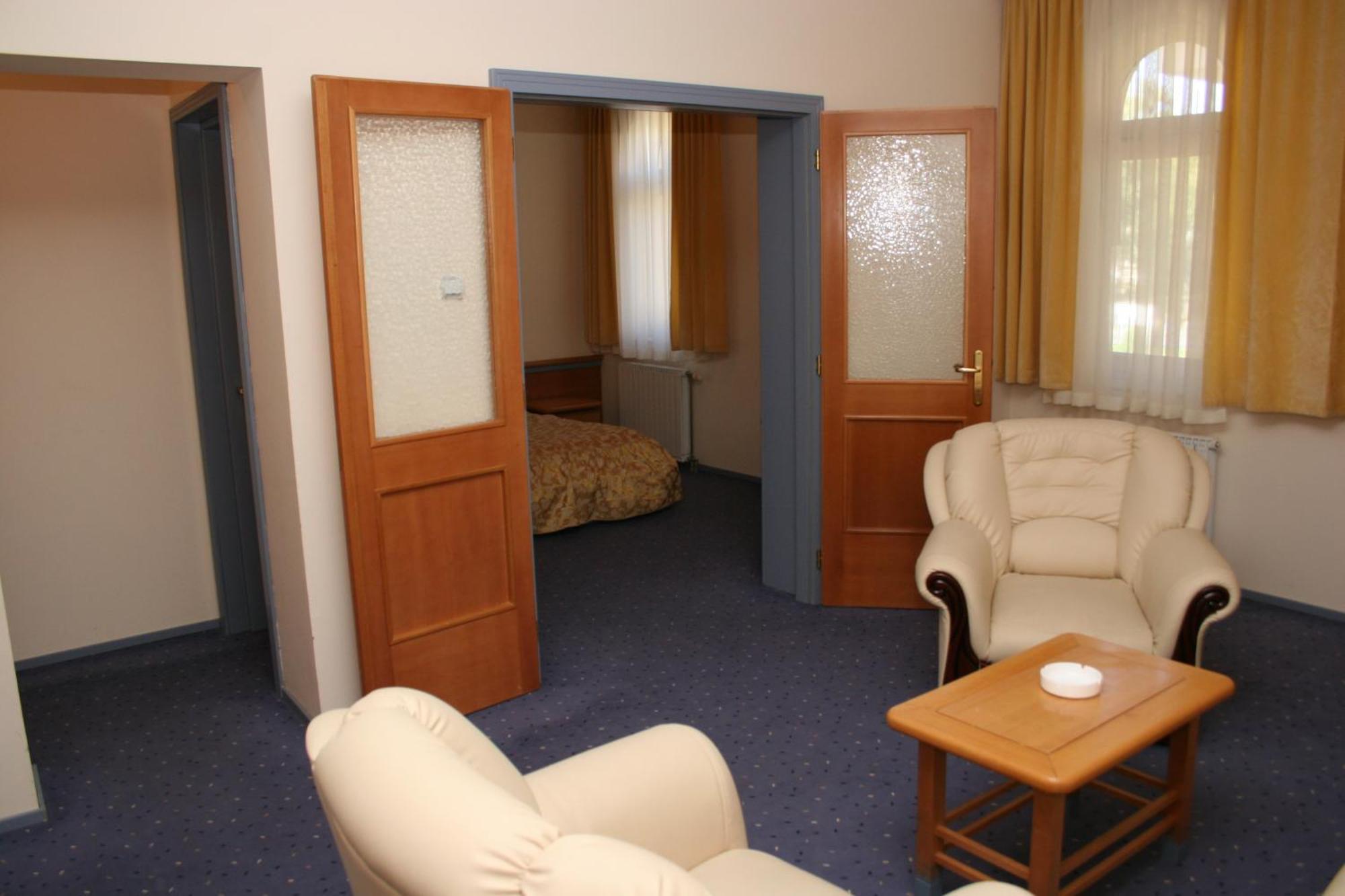 Hotel Prezident Palic Ruang foto