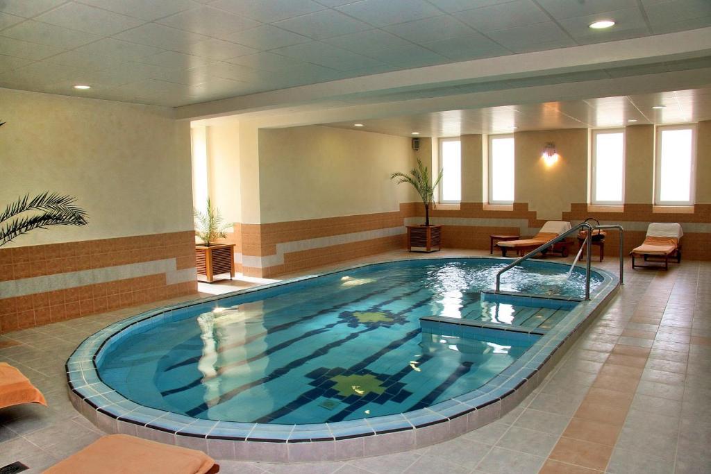 Hotel Prezident Palic Bagian luar foto