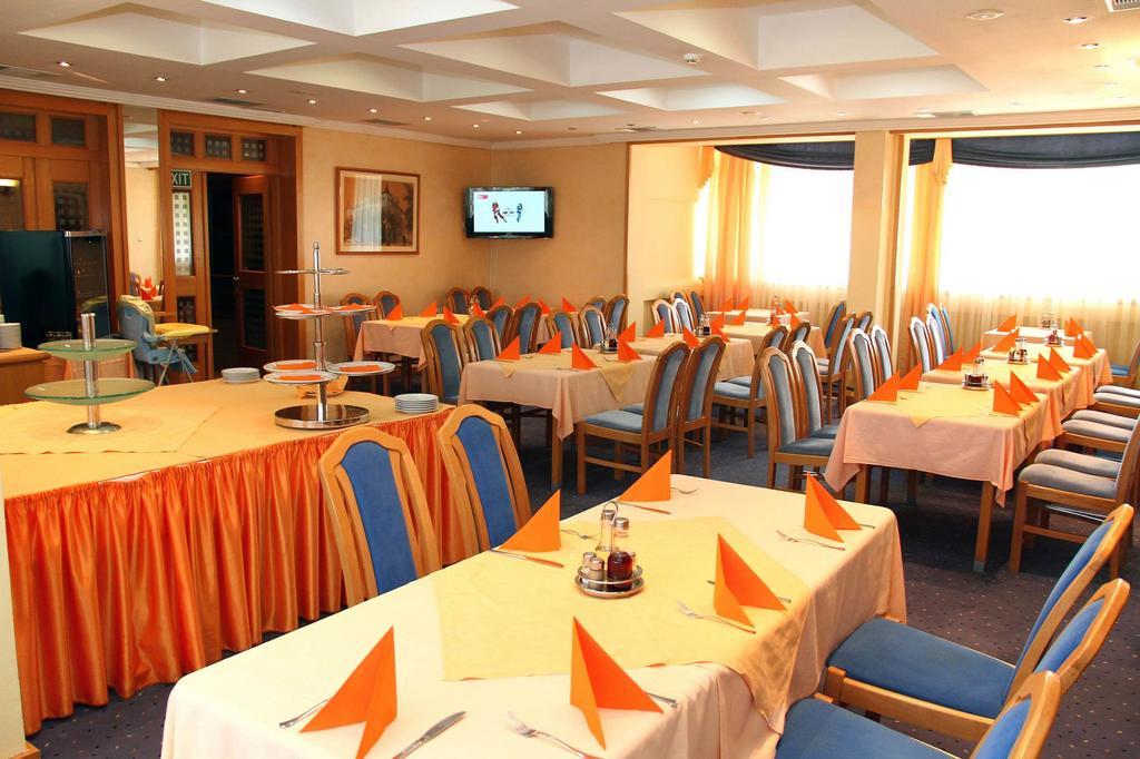Hotel Prezident Palic Bagian luar foto