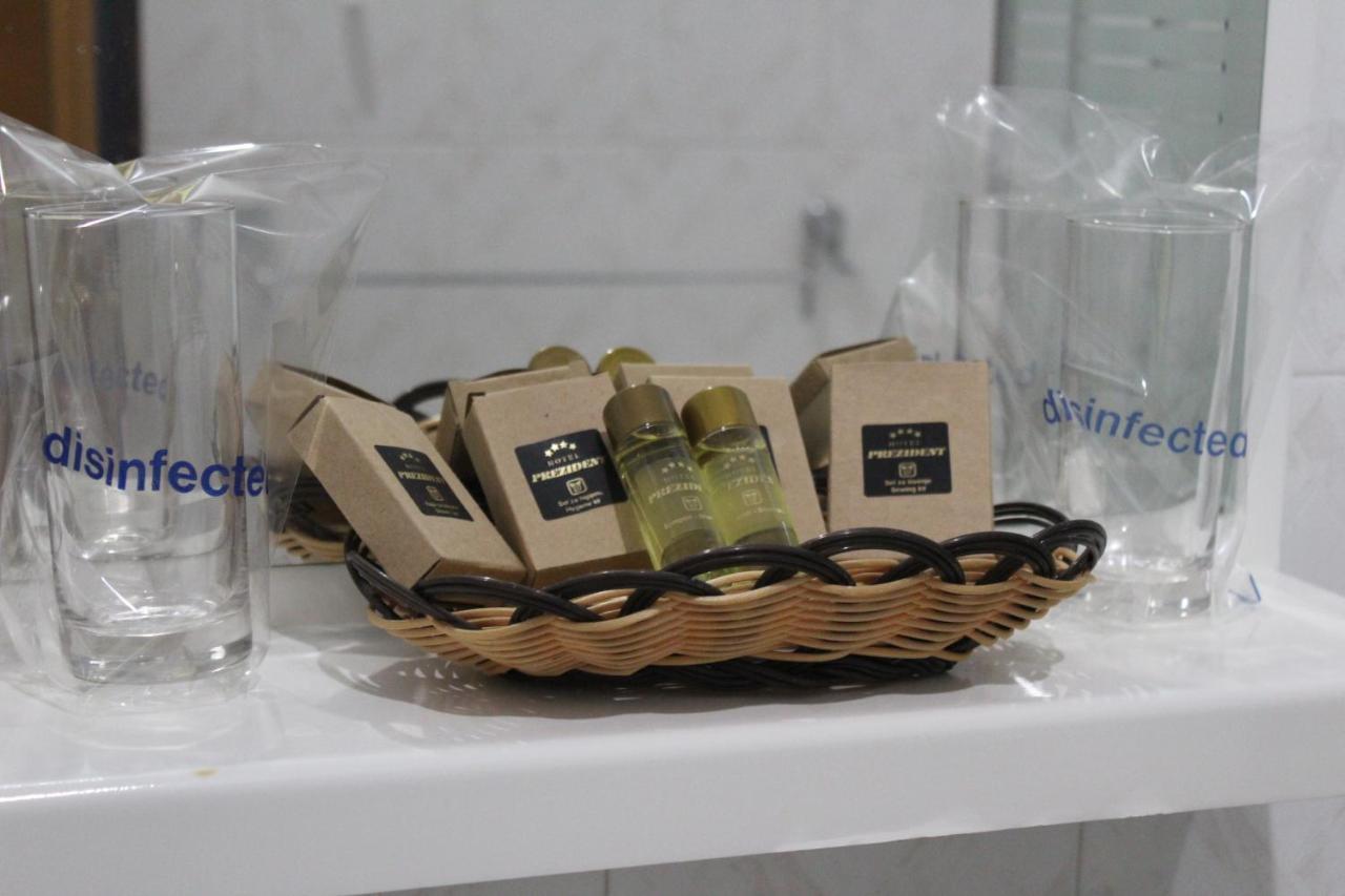 Hotel Prezident Palic Bagian luar foto