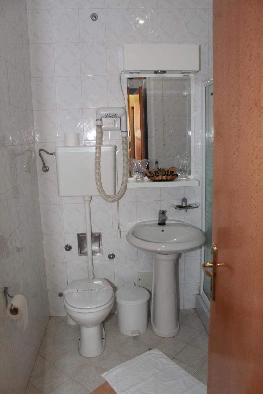 Hotel Prezident Palic Bagian luar foto