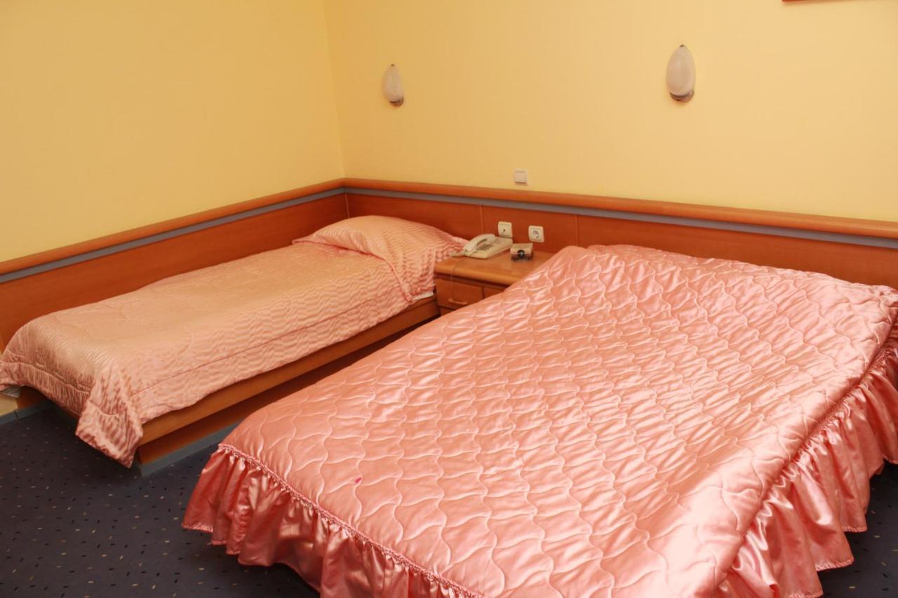 Hotel Prezident Palic Bagian luar foto