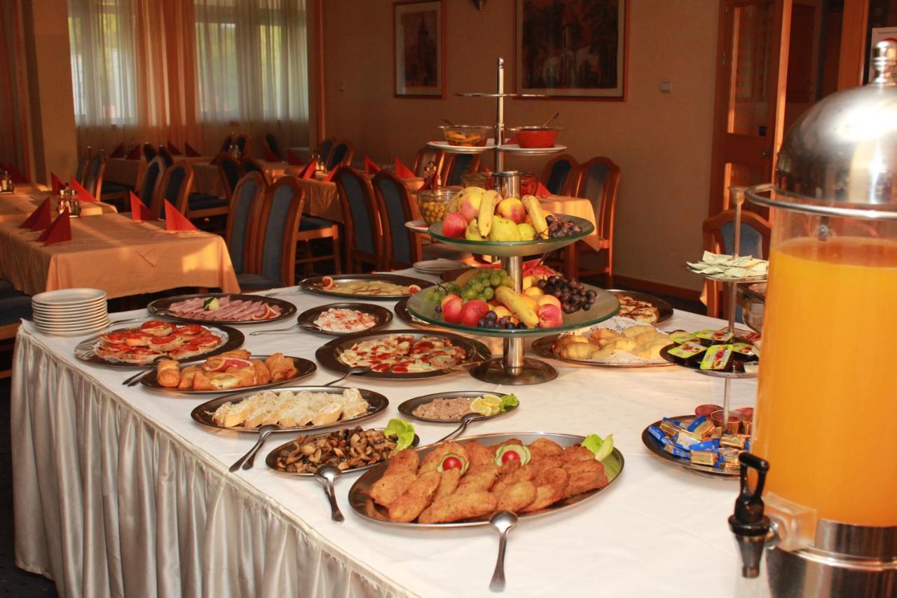 Hotel Prezident Palic Bagian luar foto